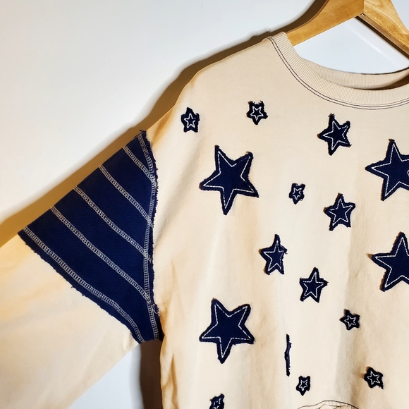 Pilcro Star Patch Ivory & Blue Oversized terrycloth sweatshirt Size XS NWT - Picture 4 of 11